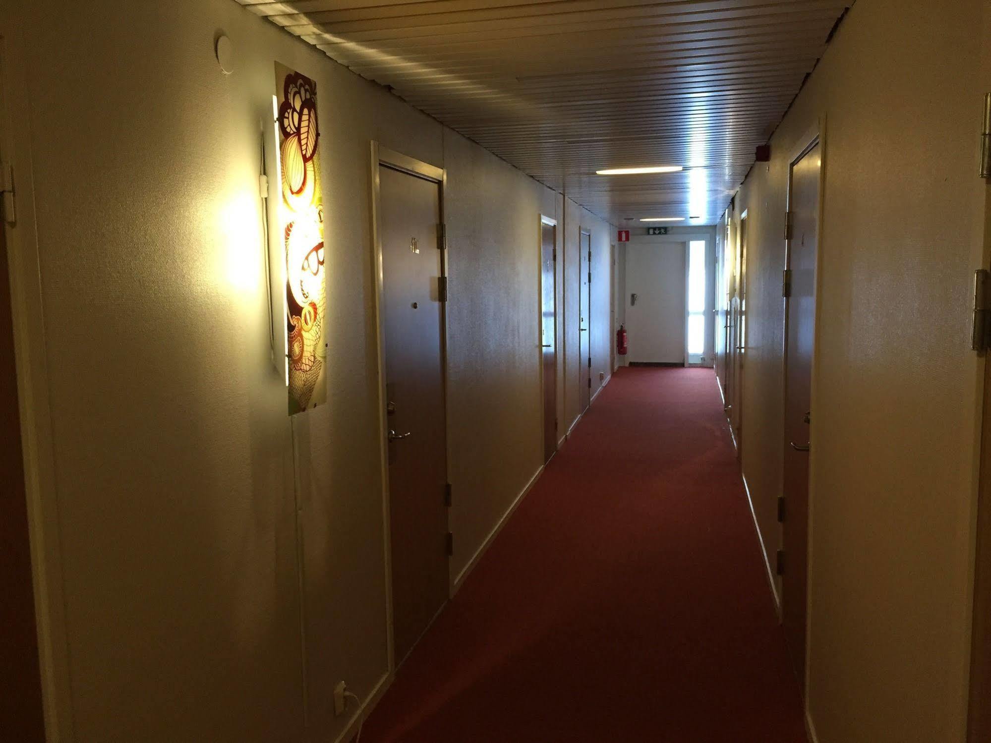 Naetra Motell Bjästa Buitenkant foto